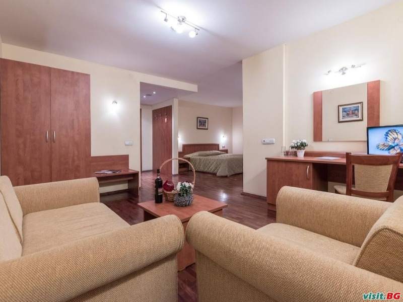 Хотел Хермес, Банско 13