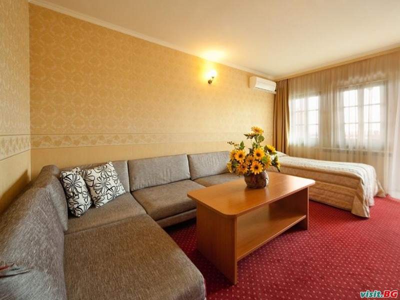 Парк Хотел Севастократор, с.Арбанаси 14