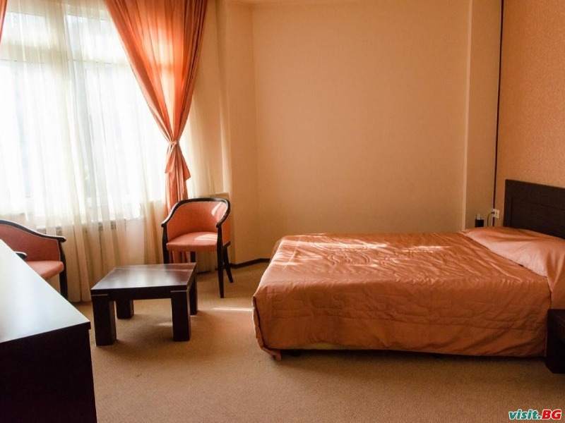 Хотел Езерото, Стара Загора