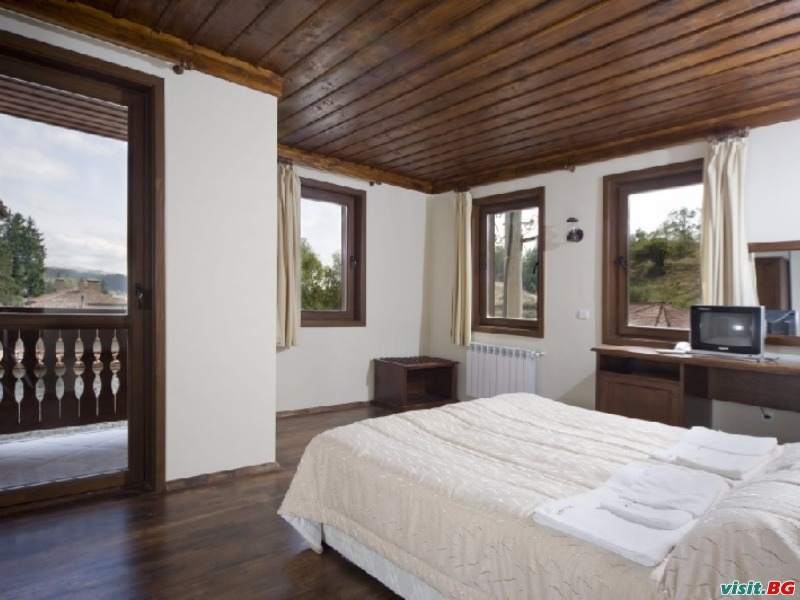 Хотел Смиловене, Копривщица 6