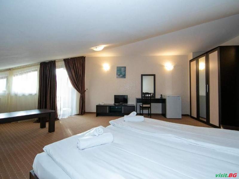 Хотел Айсберг, Боровец 14