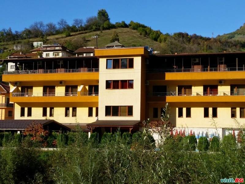 Хотел Еница, Тетевен