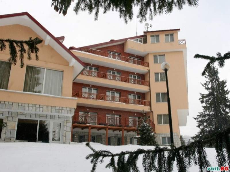 Хотел Трещеник, Якоруда