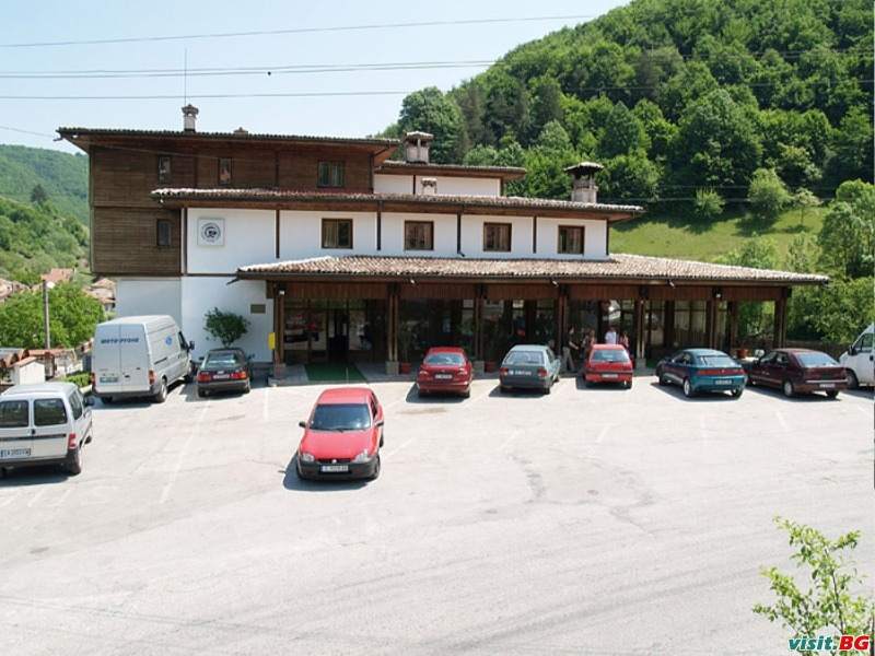 Хотел Странноприемница, Етъра