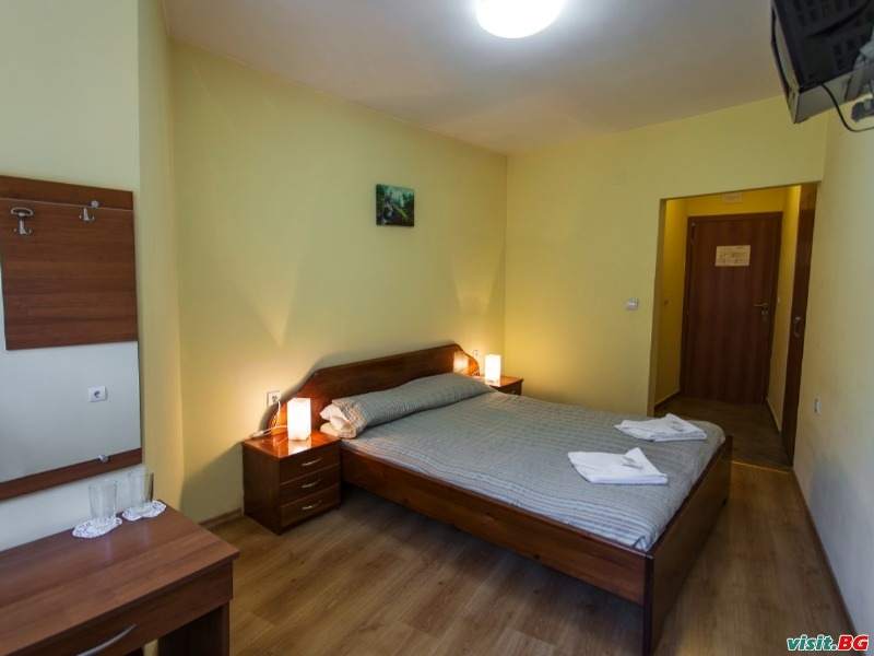 Къща Хера, с.Чифлик 10