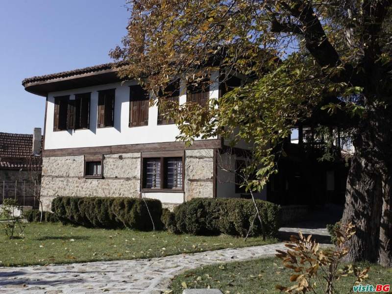 Джуджева къща, Панагюрище 12