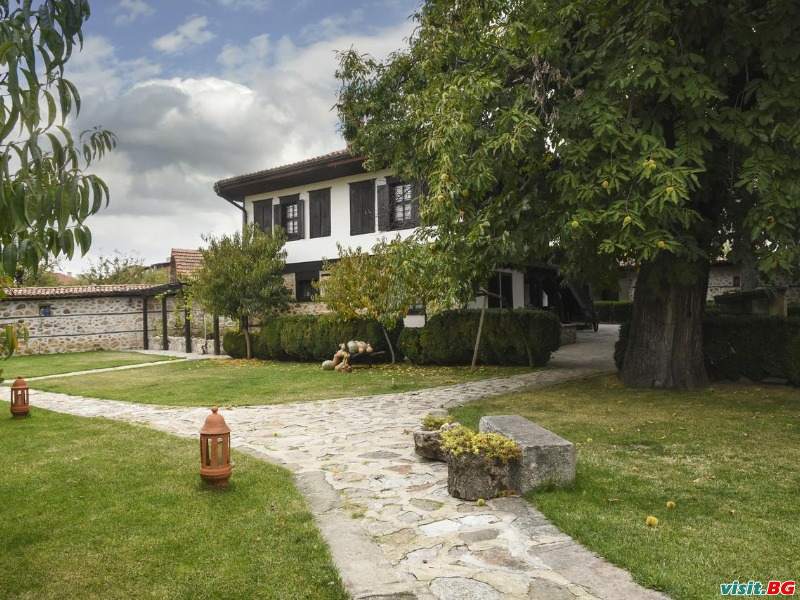 Джуджева къща, Панагюрище 13