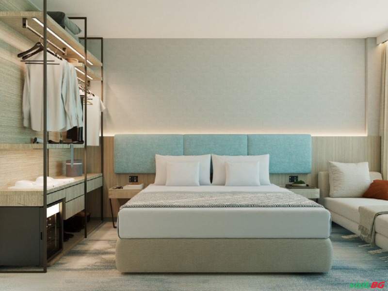 НОВО Реновиран хотел близо до морския бряг