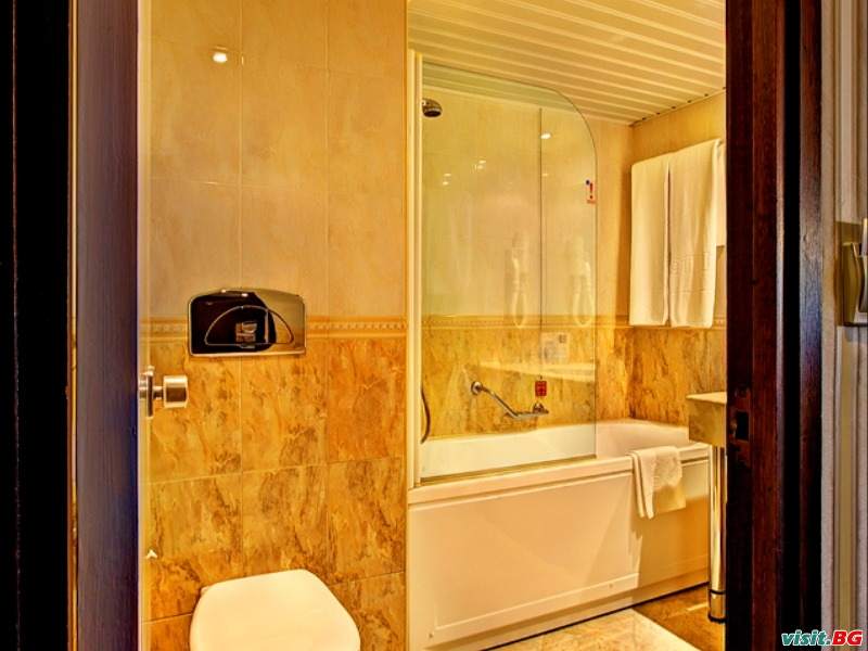 Гранд Хотел Пловдив, Пловдив 7