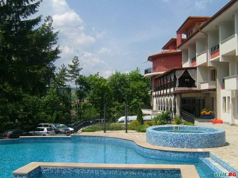 Парк хотел Троян, Троян 8