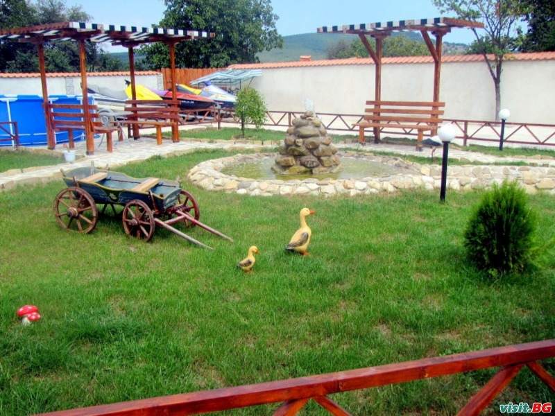 Къща за гости Св.Никола, с.Аспарухово 12