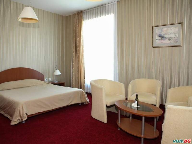 Хотел Перперикон, Кърджали