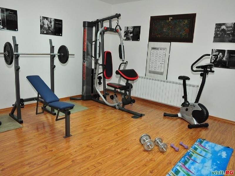 Хотел Емали, Сапарева баня 18