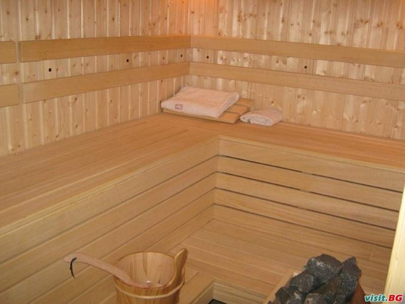 Хотел Емали, Сапарева баня 17