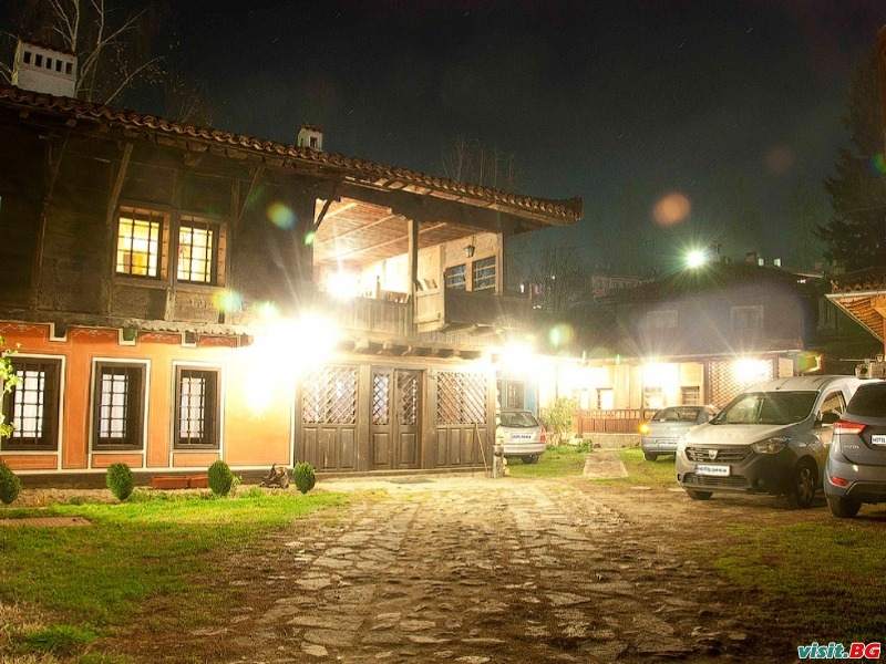 Хотел Далия, Копривщица