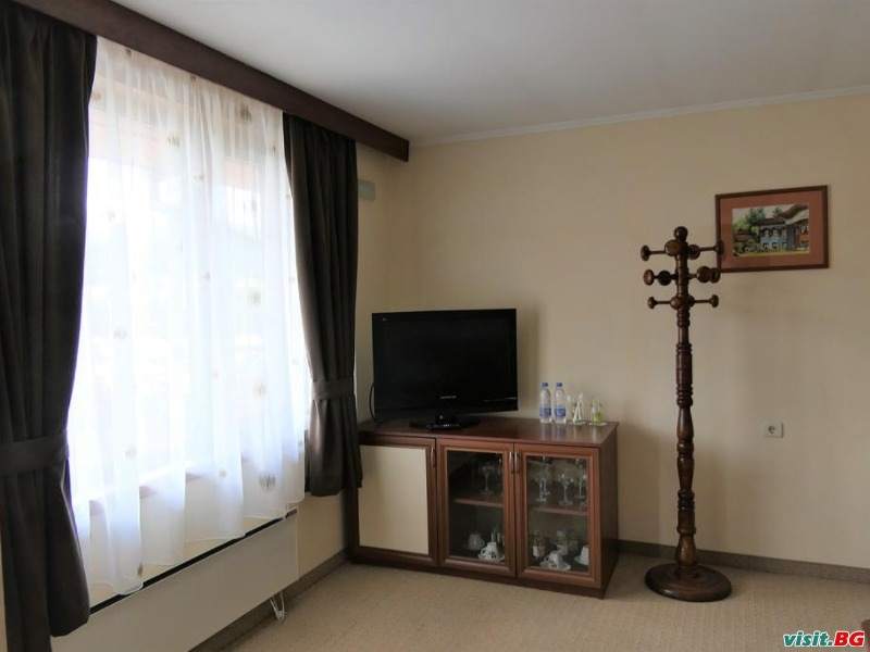 Хотел Панорама, Копривщица 9