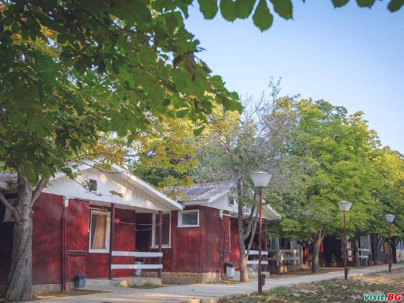 Бунгала Морски дюни, Шкорпиловци