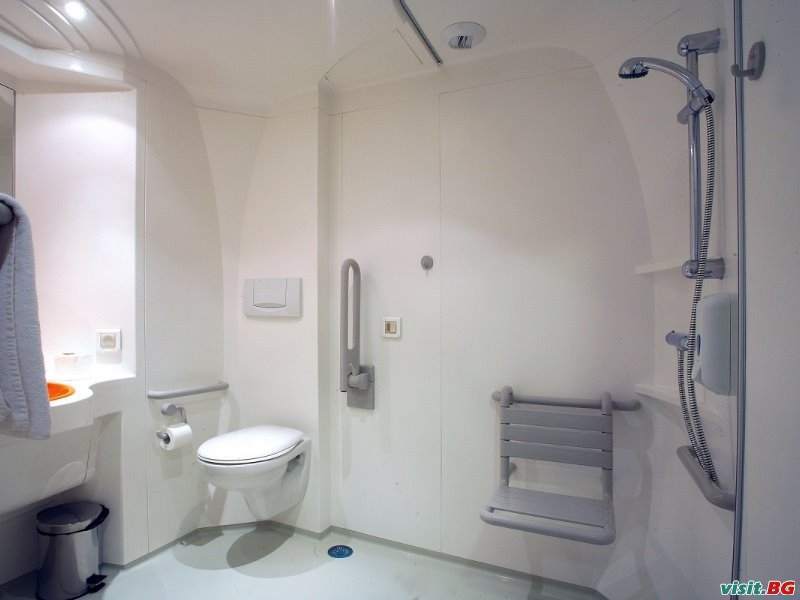 easyHotel Sofia - Low Cost, София 3