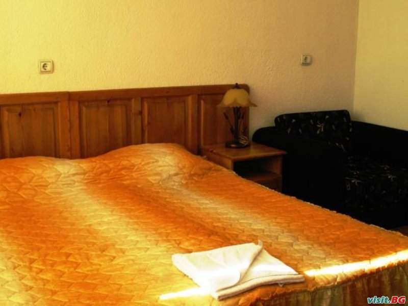 Хотел Дончев, Банско 10