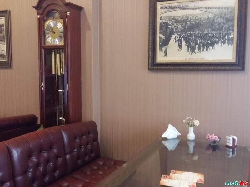 Хотел Централ, Велико Търново 4