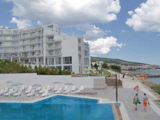хотел Лунна пътека