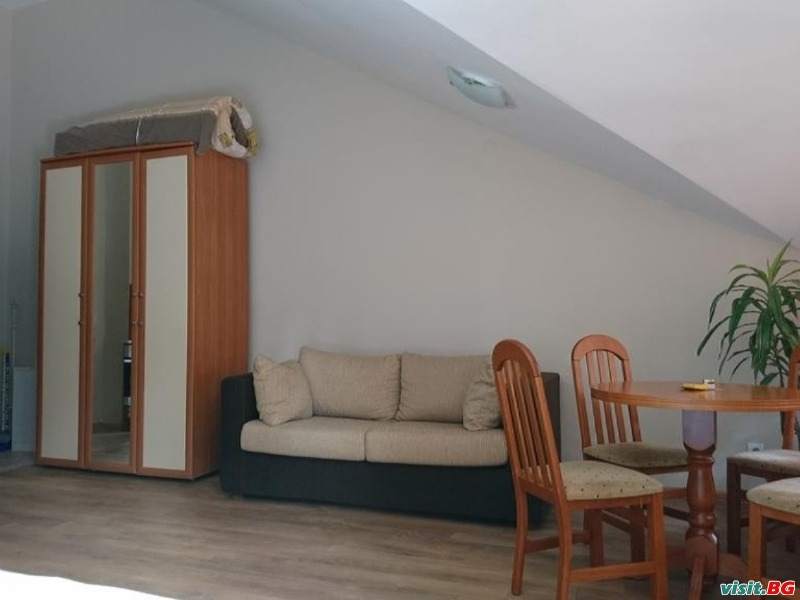 Апартаменти Флора, Боровец 15