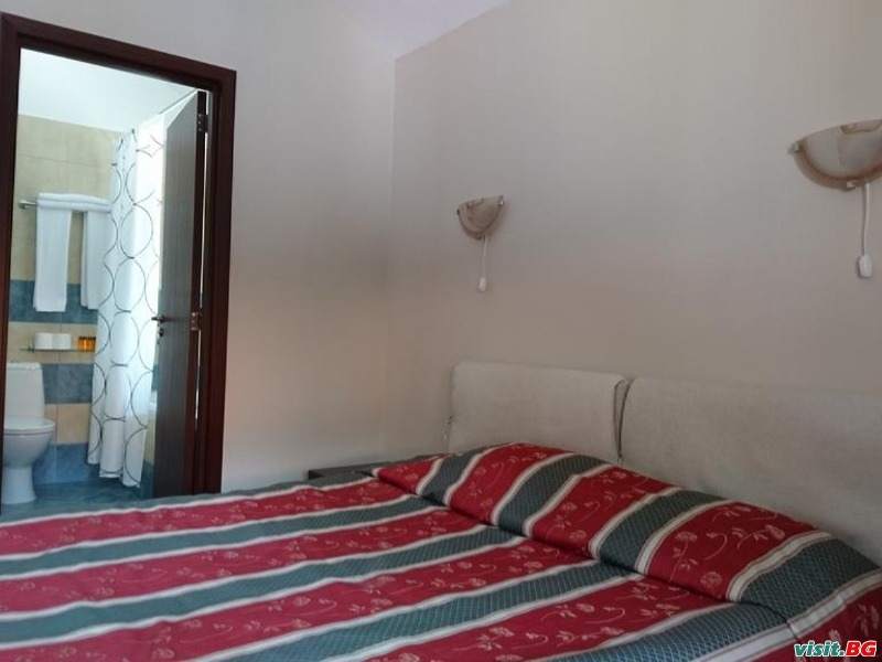 Апартаменти Флора, Боровец 12