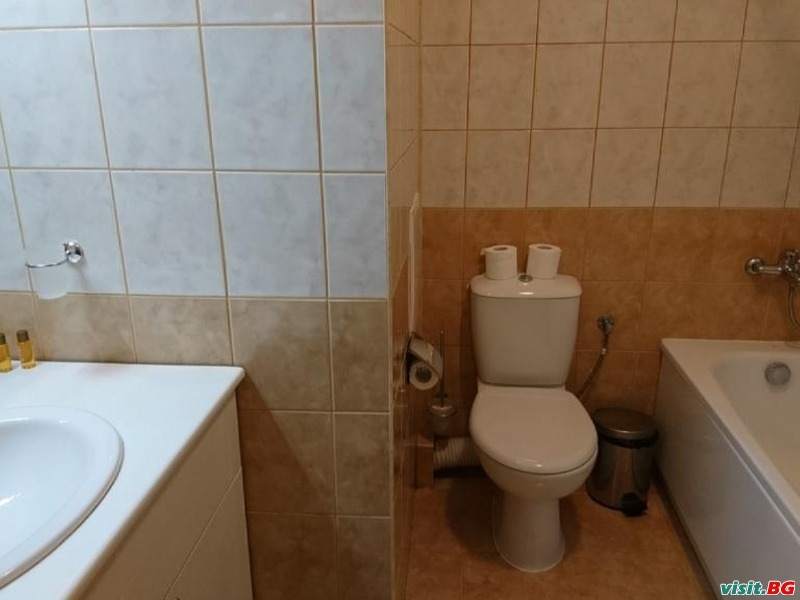 Апартаменти Флора, Боровец 17