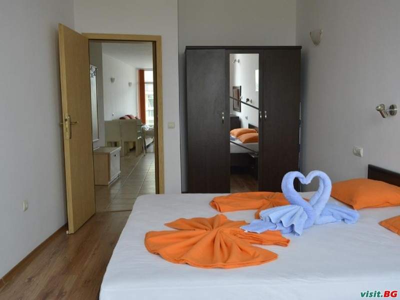 Апартхотел Джулия Фемили, Слънчев бряг