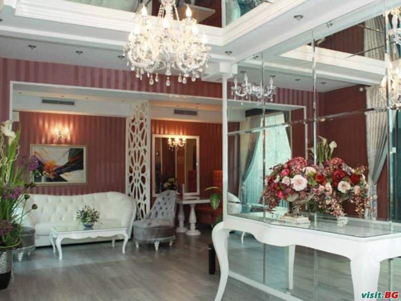 Бутик хотел Бехи, Кърджали