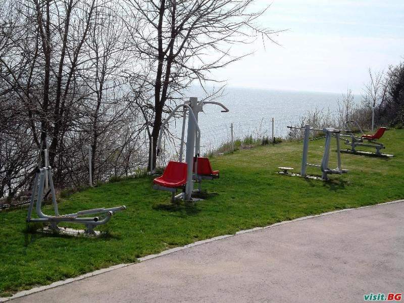 Комплекс Силвър Бийч Ризорт, Бяла 11