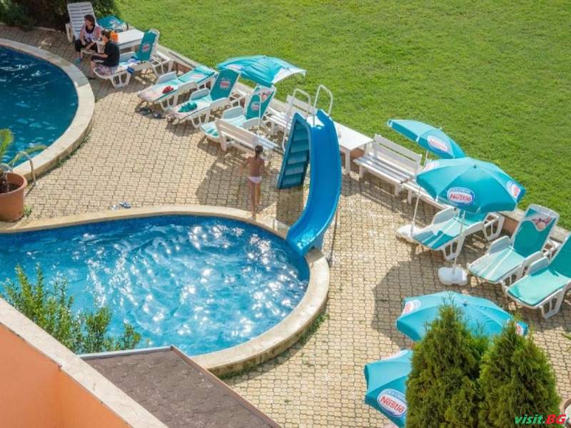 Лозенец Ризорт, Лозенец 8