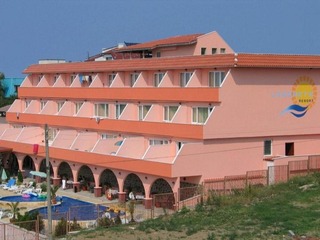 Лозенец Ризорт