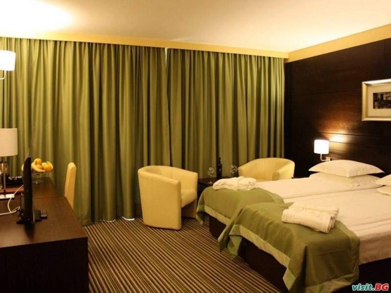 Оливс Сити Хотел, София 3