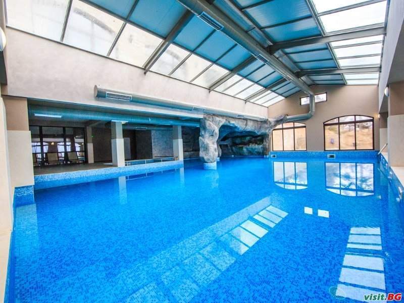 Валентина Касъл хотел, с.Огняново