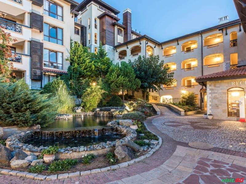 Оазис Бийч Клуб