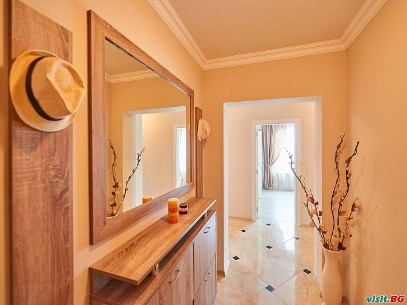 Бутик роуз гардънс, Поморие