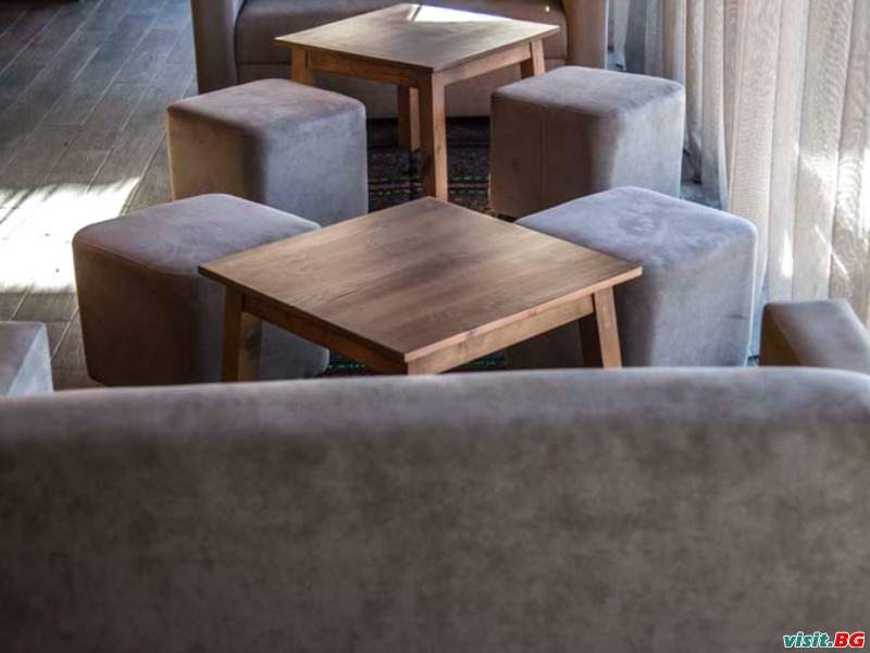 Къщи за гости Ред Хаус, Копривщица 27