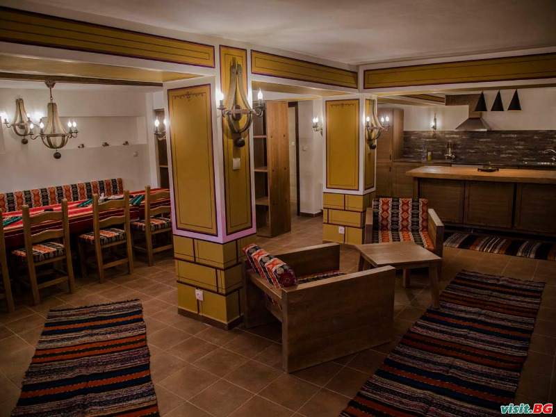 Къщи за гости Ред Хаус, Копривщица 7