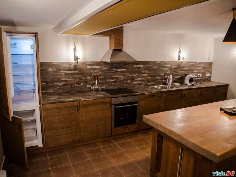 Къщи за гости Ред Хаус, Копривщица 10