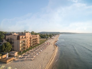 Ефект Алгара Бийч Ризорт - Кранево