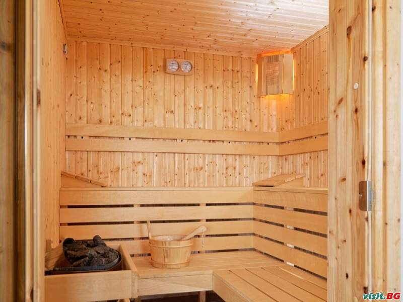 Бялата Къща, Хасковски минерални бани 7