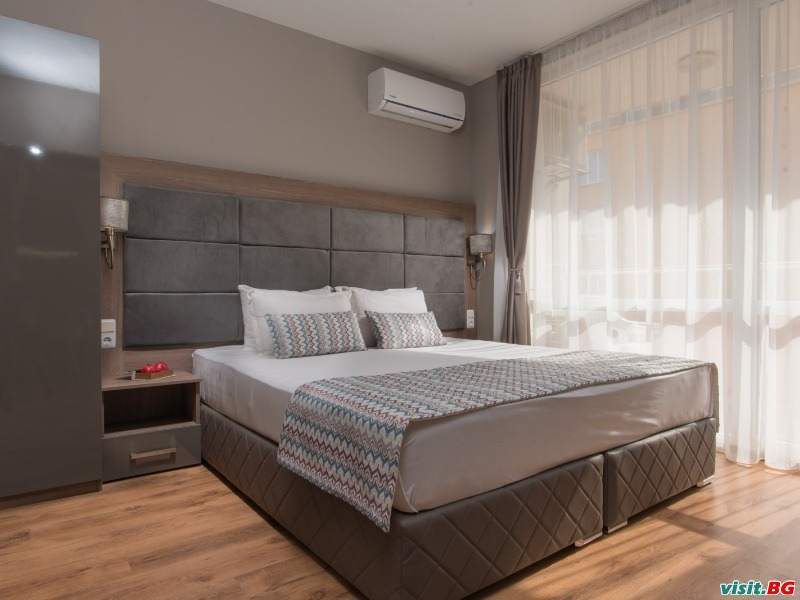 Апартаменти Марина Бийч, Поморие 3