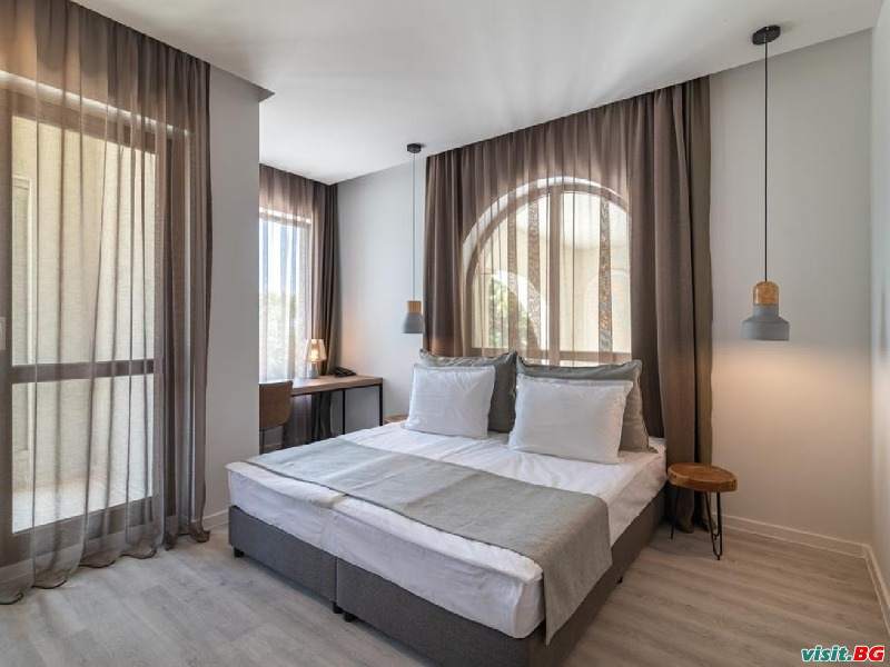 Хотел Приморски, Св. Константин и Елена 13