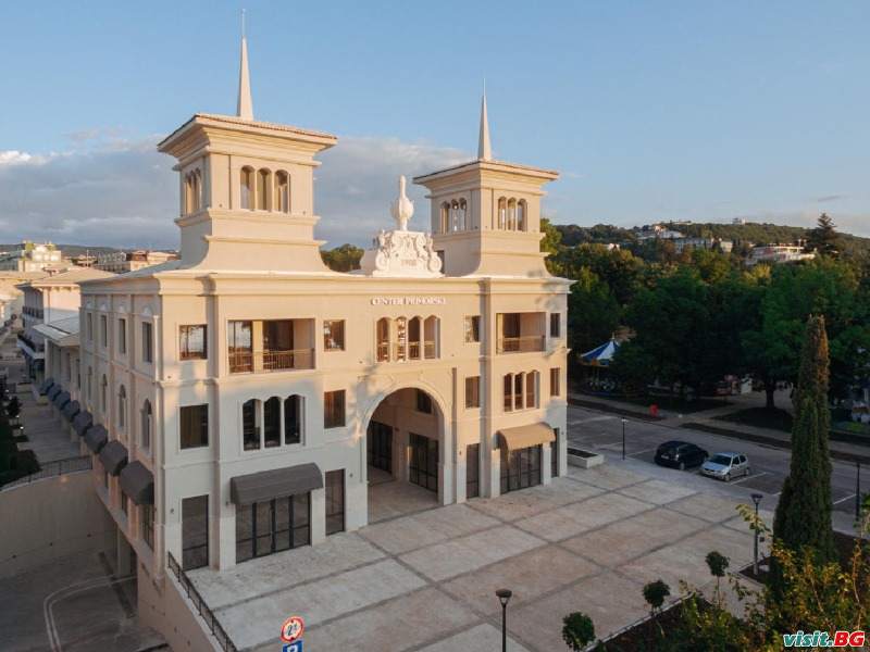 Хотел Приморски, Св. Константин и Елена