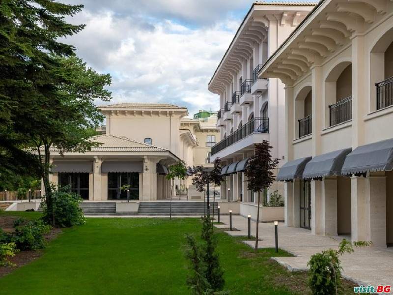 Хотел Приморски, Св. Константин и Елена