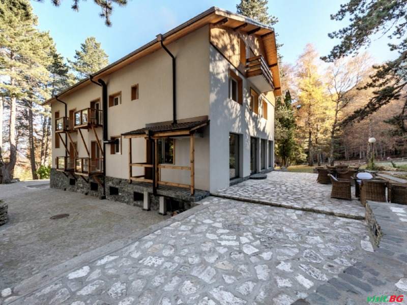 Вила Беатрис, Разлог