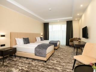 Empire Balneo and Spa Hotel
