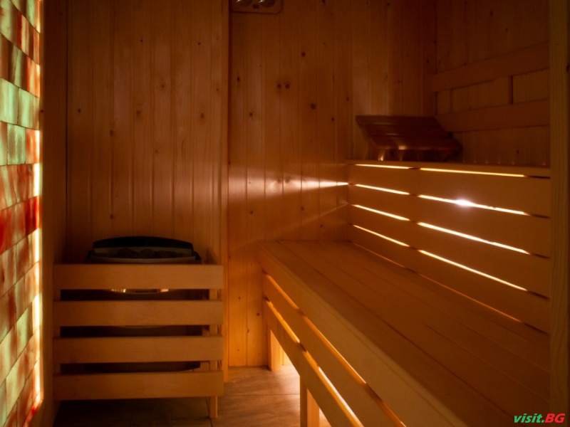 Семеен хотел Бонжур, Панагюрище 13