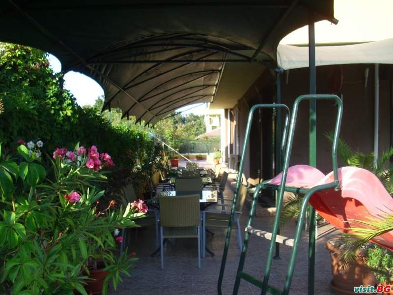 Хотел Варвара, Варвара